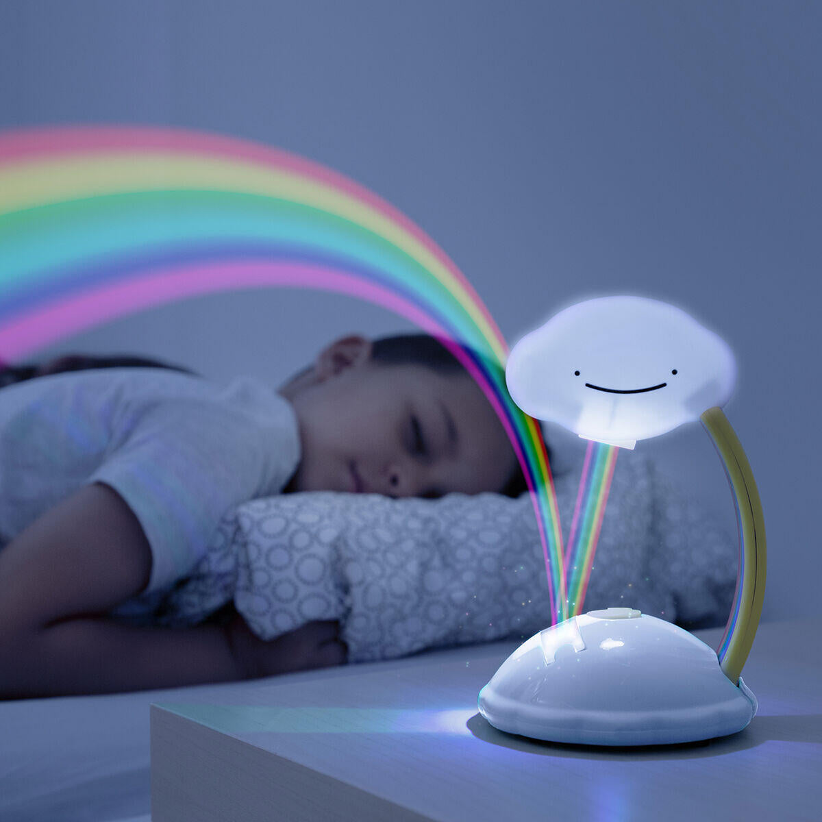 Proyector LED Infantil Nube Arcoíris Libow - Luz Quitamiedos Multicolor, Decoración para Habitaciones, USB y Pilas.